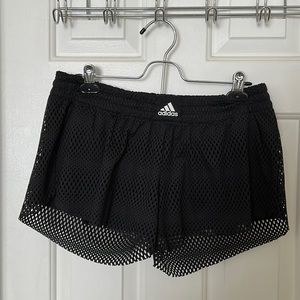 Adidas running shorts size M